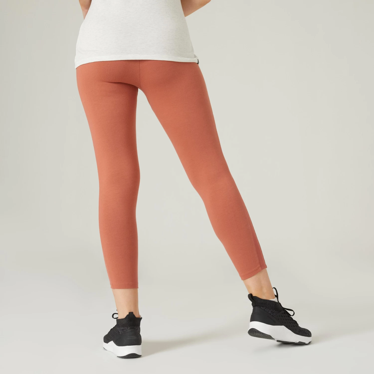 520 Gym Slim 7/8 Fitness Leggings - Women 4 520 Gym Slim 7/8 Fitness Leggings - Women - Image 2