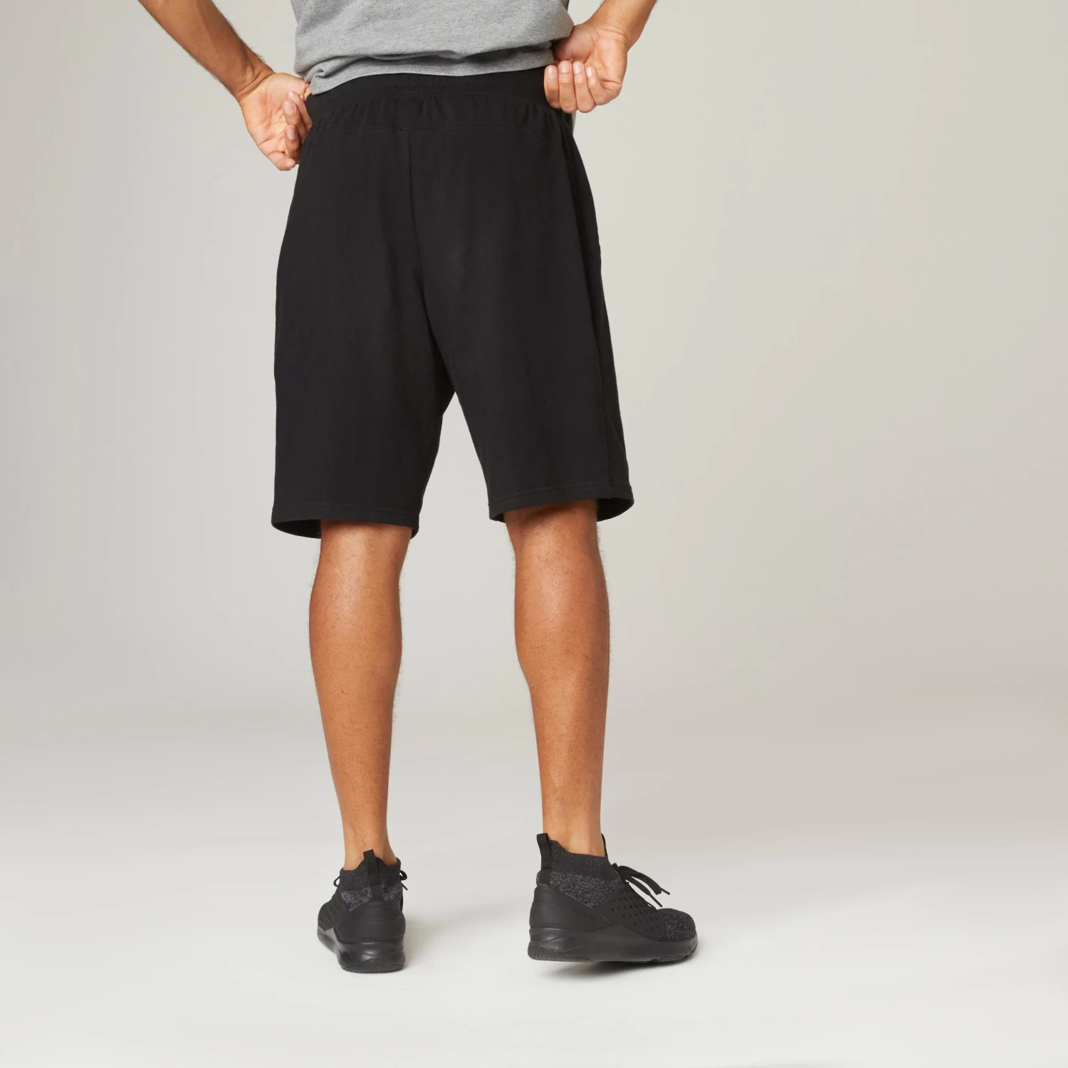 Men’s Fitness Shorts With Zipped Pockets - 520 Black 3 Men’s Fitness Shorts With Zipped Pockets - 520 Black